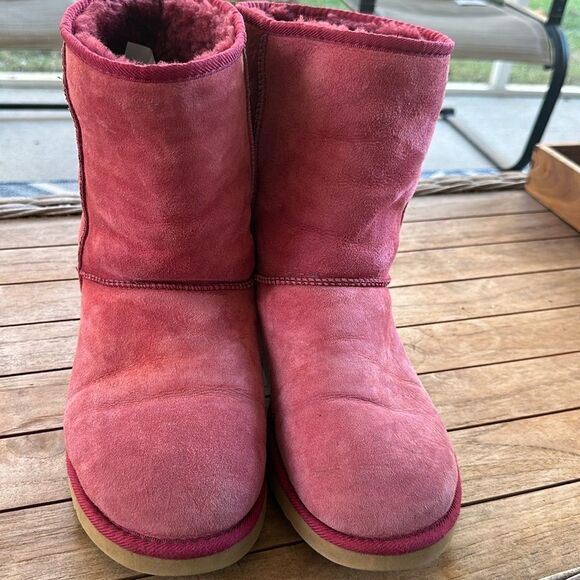 UGG Shoes - UGG CLASSIC KNOT DIVA PINK BAILEY BOOT 12